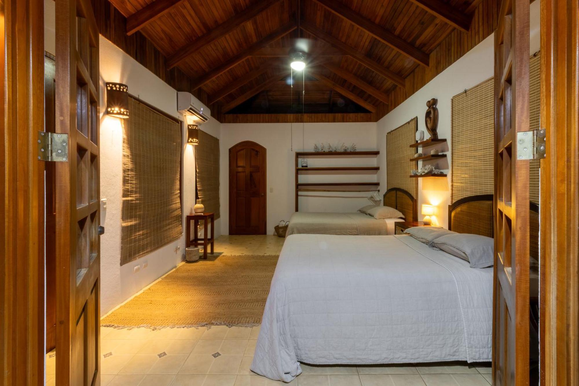 Hotel Blue Surf Sanctuary Playa Santa Teresa  Esterno foto