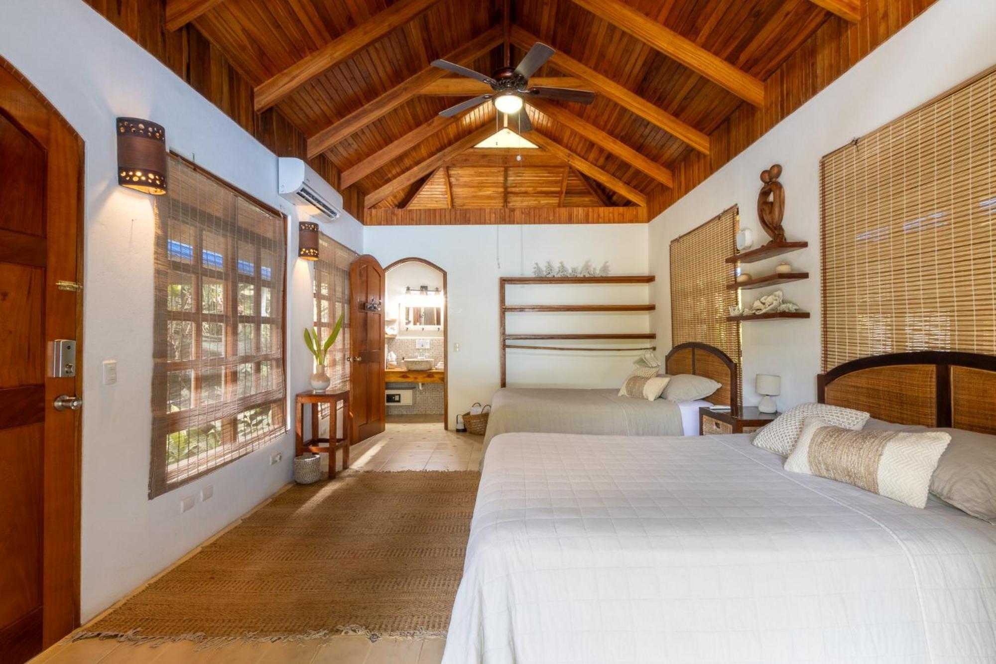 Hotel Blue Surf Sanctuary Playa Santa Teresa  Esterno foto