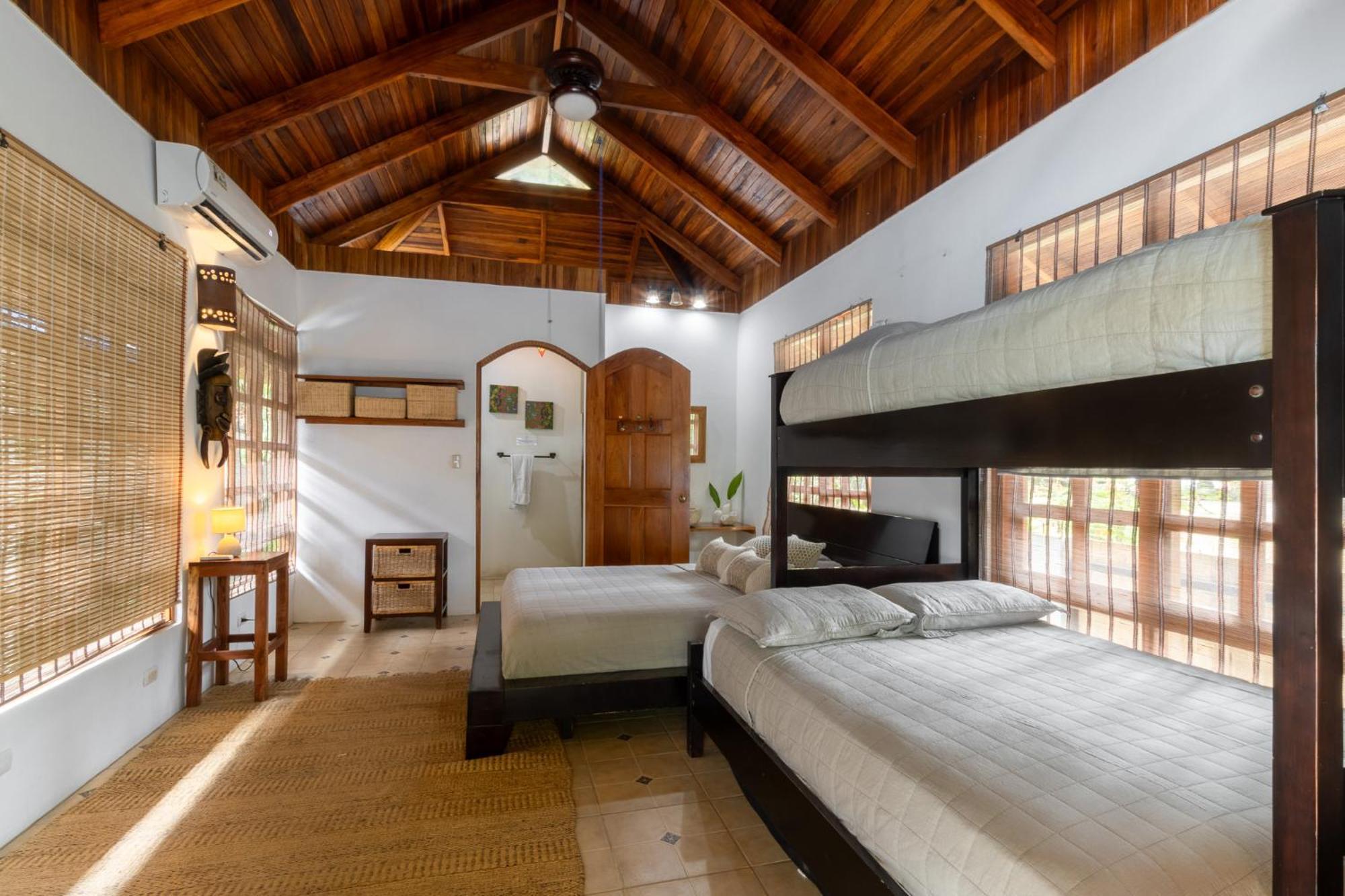 Hotel Blue Surf Sanctuary Playa Santa Teresa  Esterno foto
